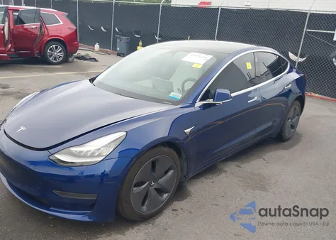 2020 Tesla Model 3 из США, поврежденный, VIN 5YJ3E1EA3LF598905